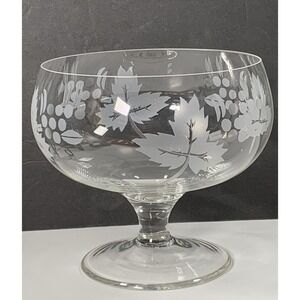 Clear Crystal Bowl Etched Grape Leaf Vine Pedestal Dessert Dish Pasabahce